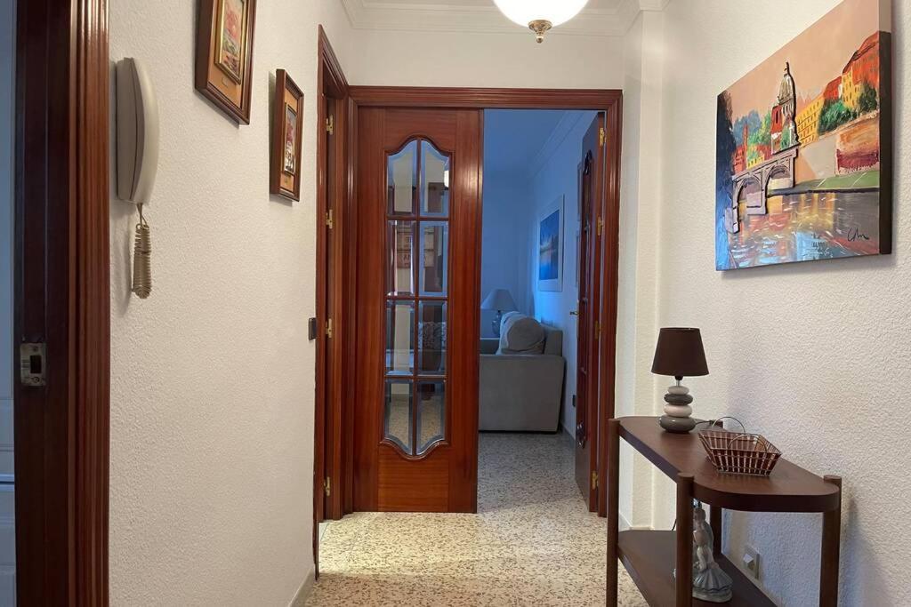 Gran Y Magnifico Apartamento En Малага Экстерьер фото